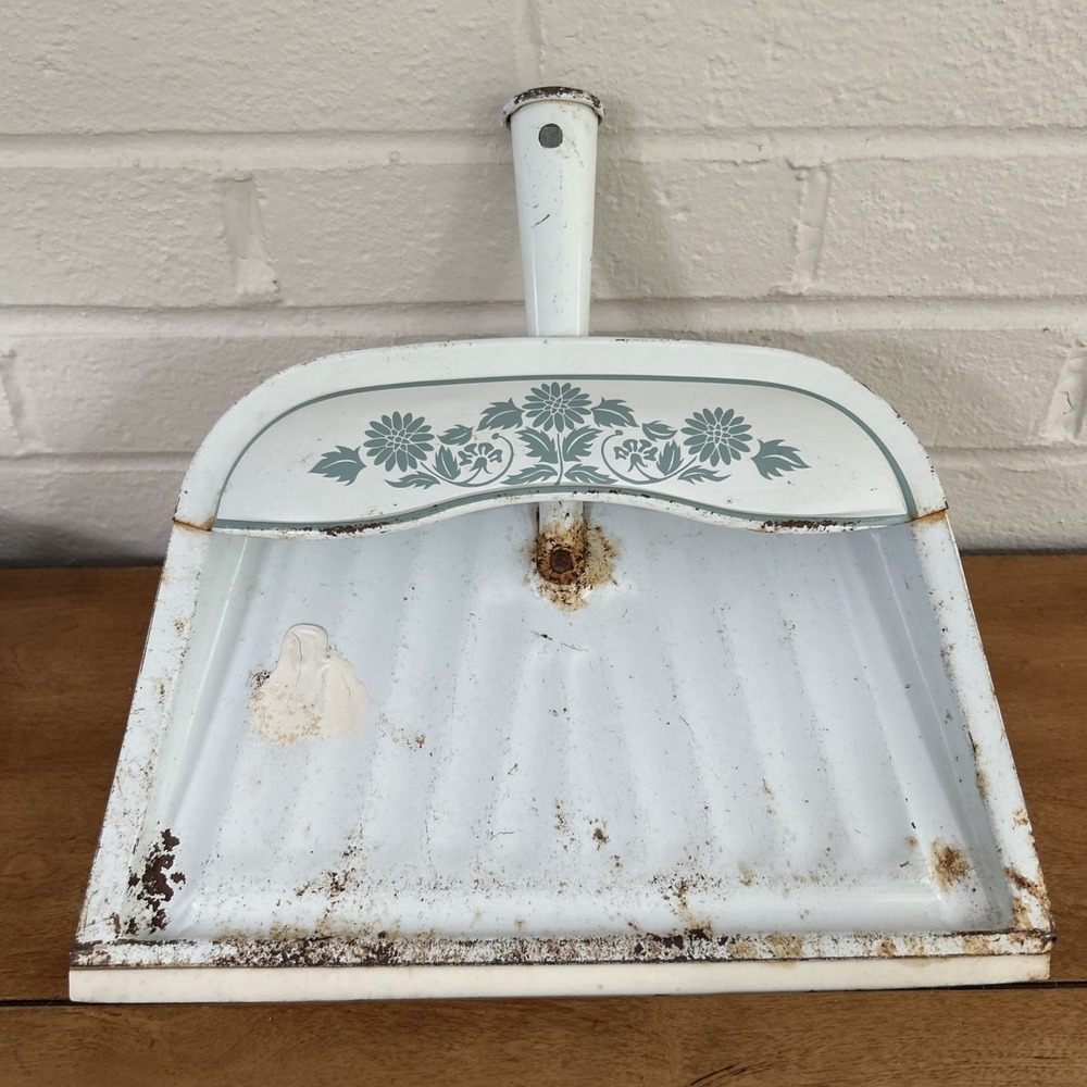 VTG 1970s Metal Dustpan  White With Blue  Flowers JV Reed Co Louisville Made USA